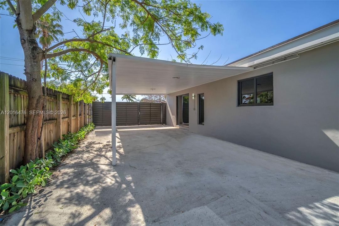 For Rent: $4,500 (3 beds, 2 baths, 1557 Square Feet)