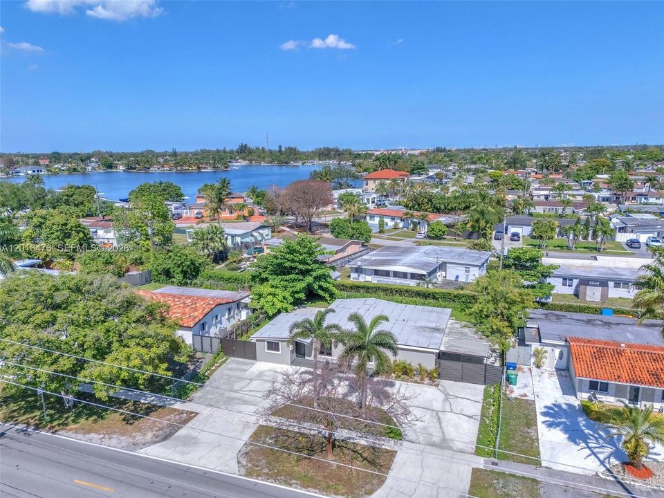 For Rent: $4,500 (3 beds, 2 baths, 1557 Square Feet)