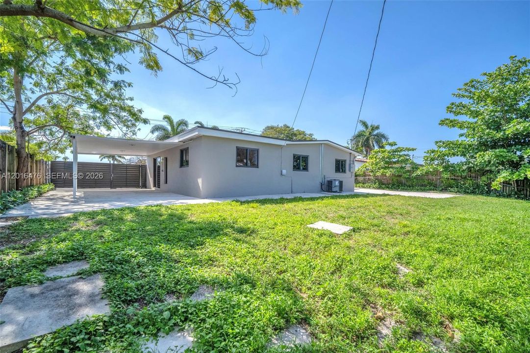 For Rent: $4,500 (3 beds, 2 baths, 1557 Square Feet)