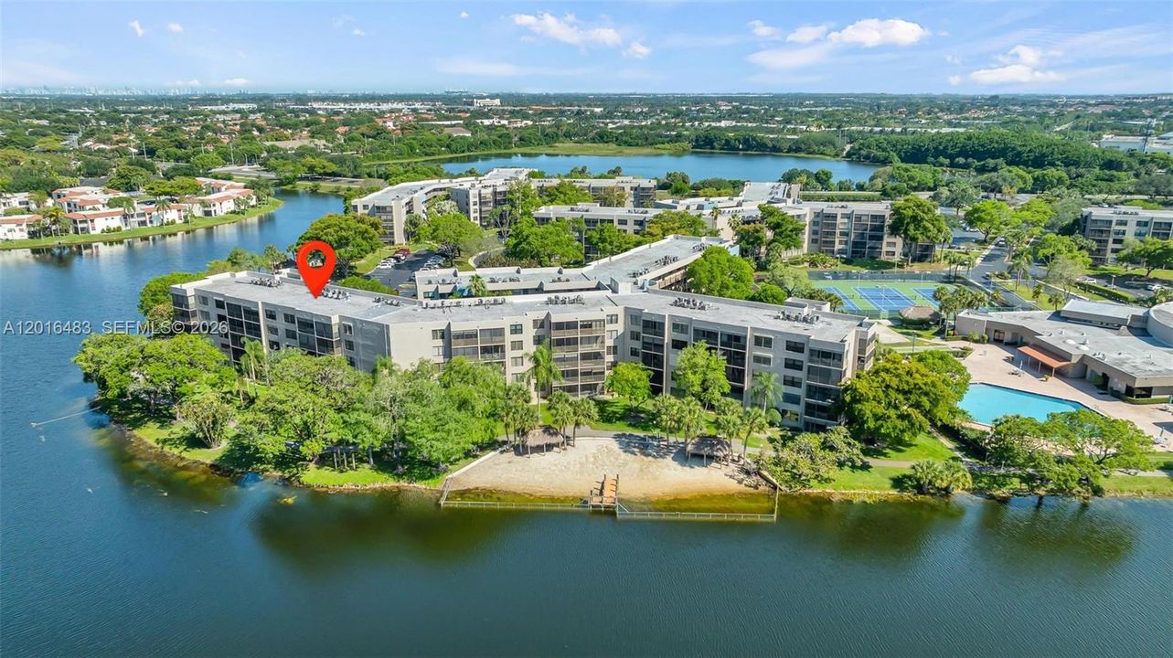 En Venta: $179,500 (2 camas, 2 baños, 852 Pies cuadrados)