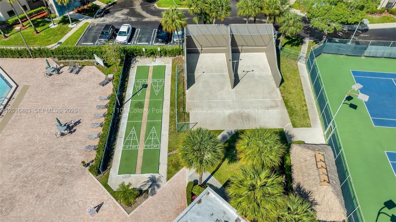 En Venta: $179,500 (2 camas, 2 baños, 852 Pies cuadrados)