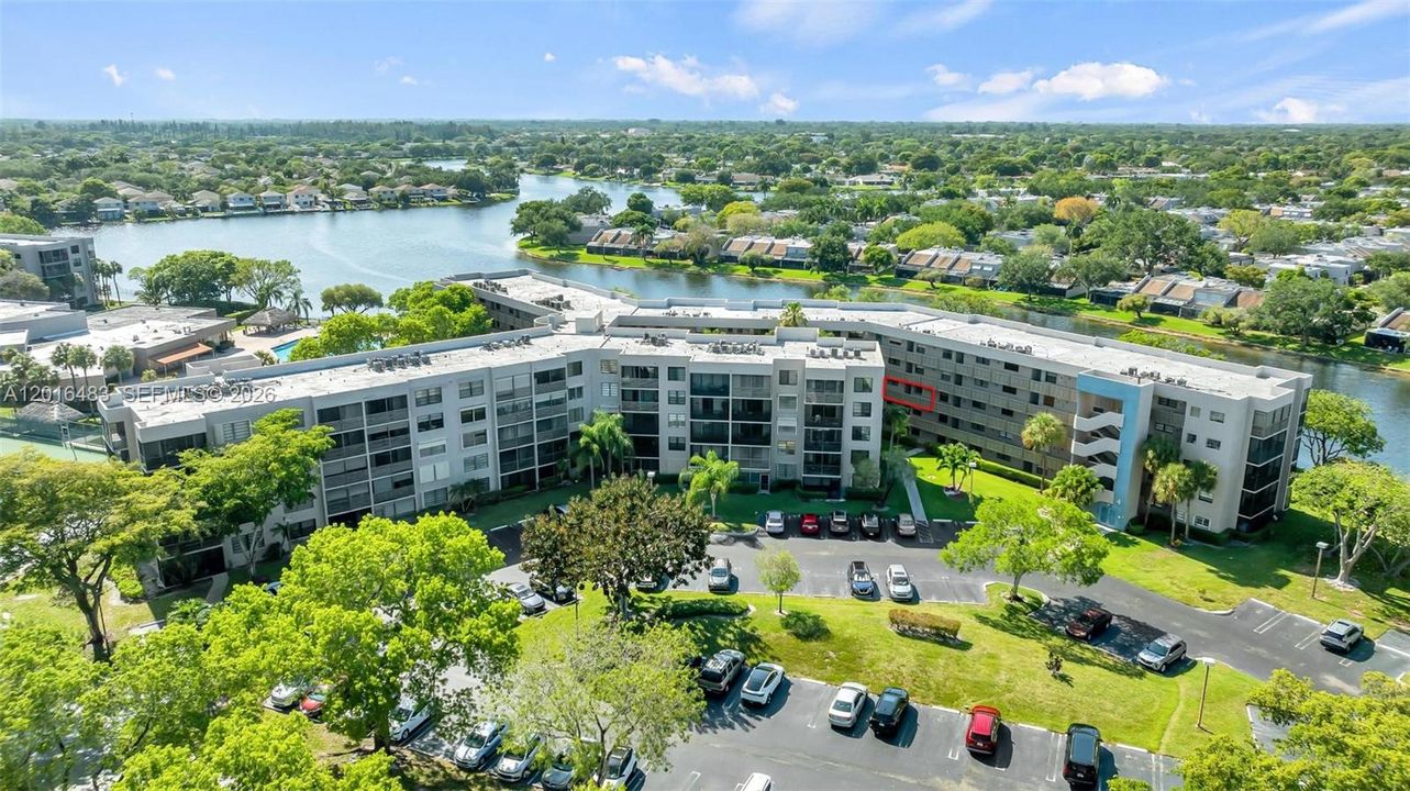 En Venta: $179,500 (2 camas, 2 baños, 852 Pies cuadrados)