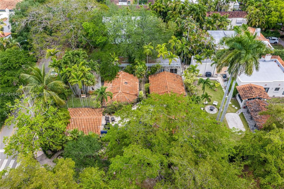 For Sale: $3,500,000 (5 beds, 5 baths, 483 Square Feet)