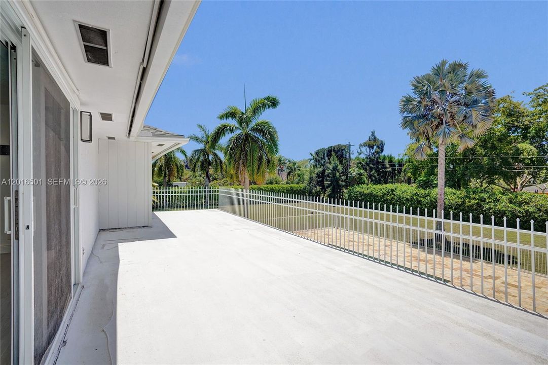 For Rent: $7,750 (3 beds, 3 baths, 3035 Square Feet)