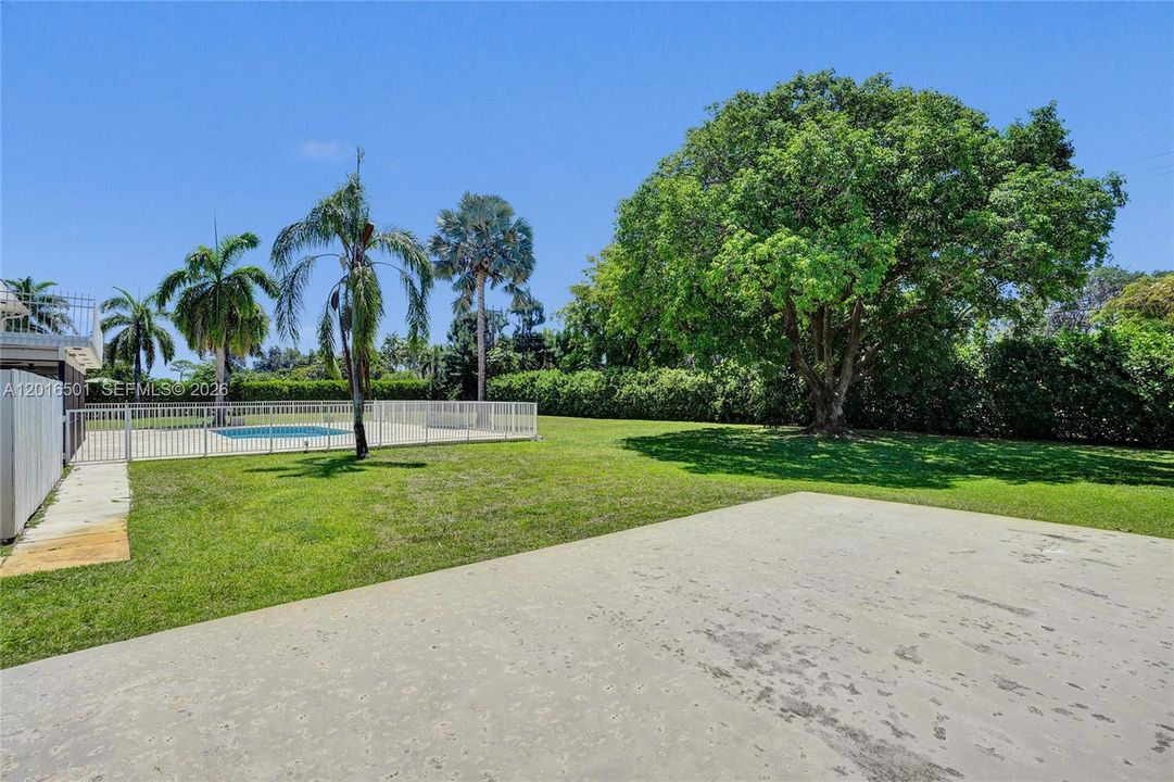 For Rent: $7,750 (3 beds, 3 baths, 3035 Square Feet)