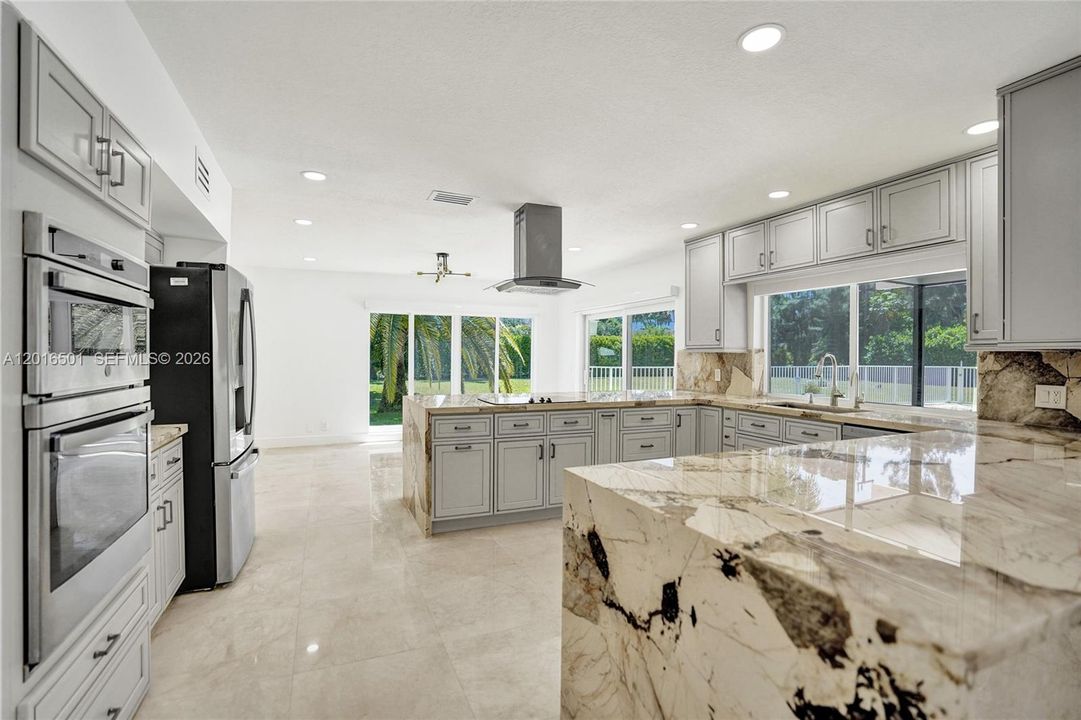 For Rent: $7,750 (3 beds, 3 baths, 3035 Square Feet)