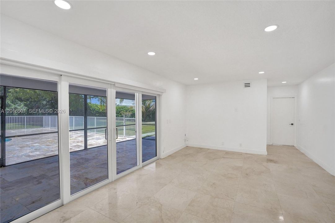 For Rent: $7,750 (3 beds, 3 baths, 3035 Square Feet)