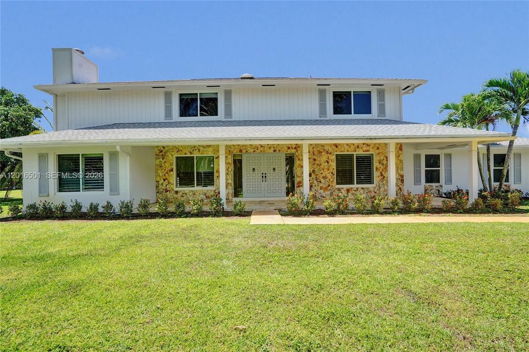 For Rent: $7,750 (3 beds, 3 baths, 3035 Square Feet)