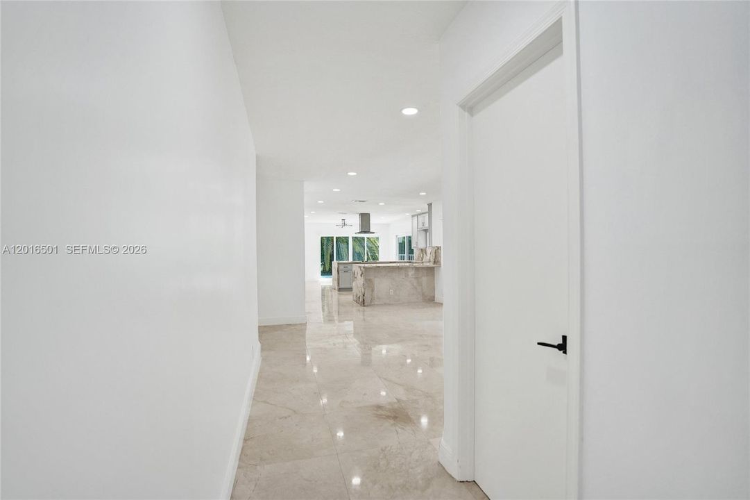 For Rent: $7,750 (3 beds, 3 baths, 3035 Square Feet)