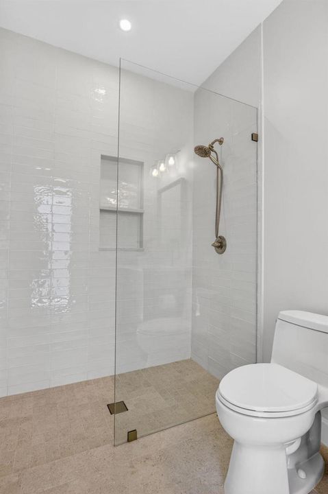 Guest Ensuite Shower 1