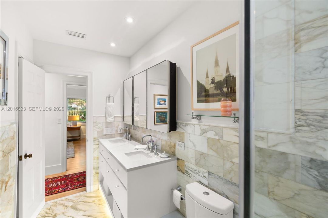 В аренду: $14,998 (3 спален, 2 ванн, 2127 Квадратных фут)