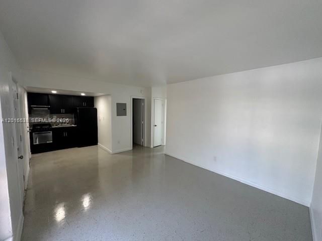 For Rent: $2,150 (2 beds, 1 baths, 575 Square Feet)