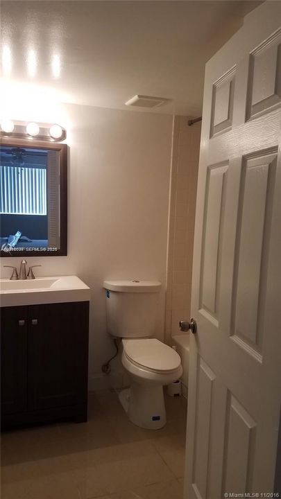 В аренду: $2,100 (2 спален, 2 ванн, 1120 Квадратных фут)