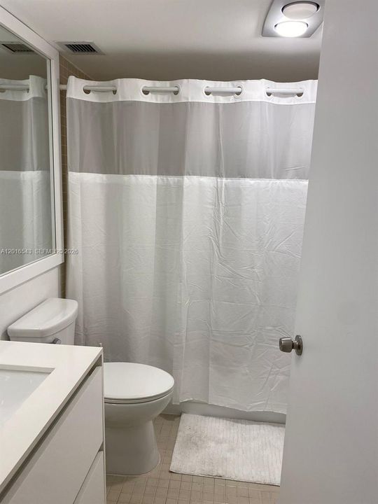 For Rent: $5,200 (2 beds, 2 baths, 1460 Square Feet)