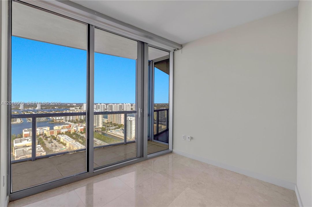 For Rent: $16,900 (4 beds, 4 baths, 2485 Square Feet)