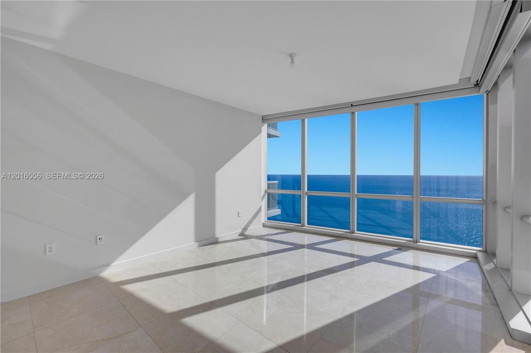 For Rent: $16,900 (4 beds, 4 baths, 2485 Square Feet)