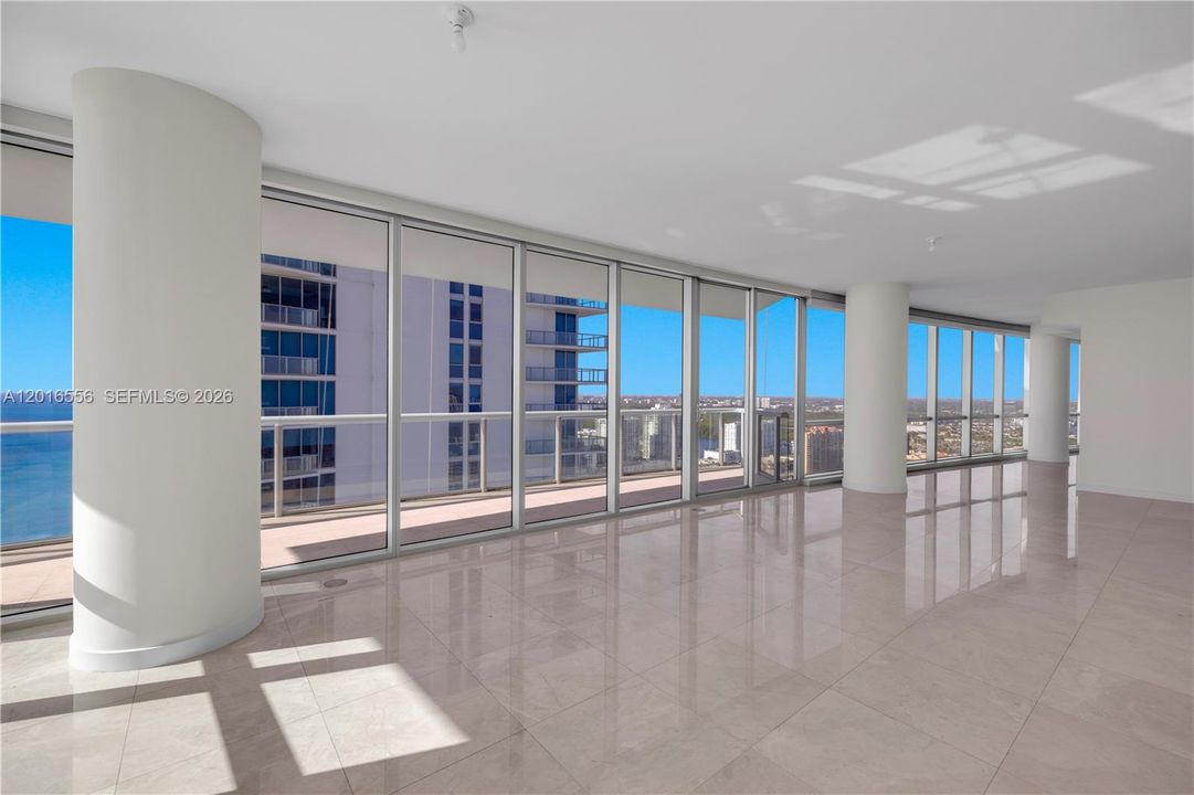 For Rent: $16,900 (4 beds, 4 baths, 2485 Square Feet)