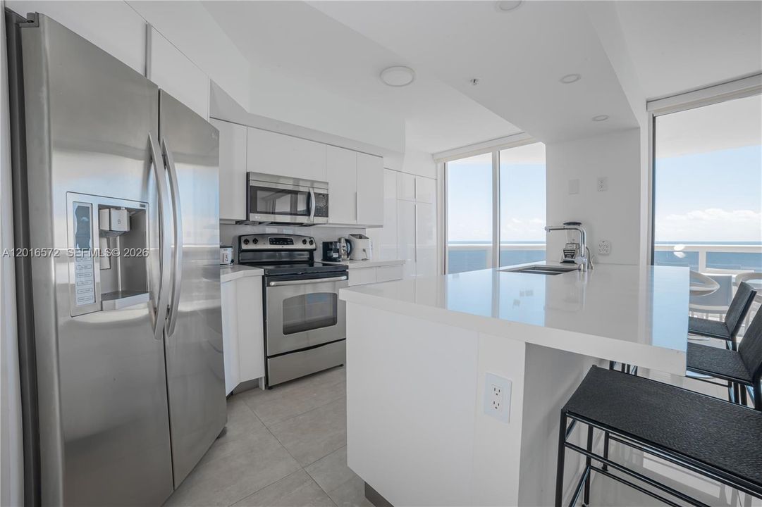 For Sale: $1,450,741 (2 beds, 2 baths, 1400 Square Feet)