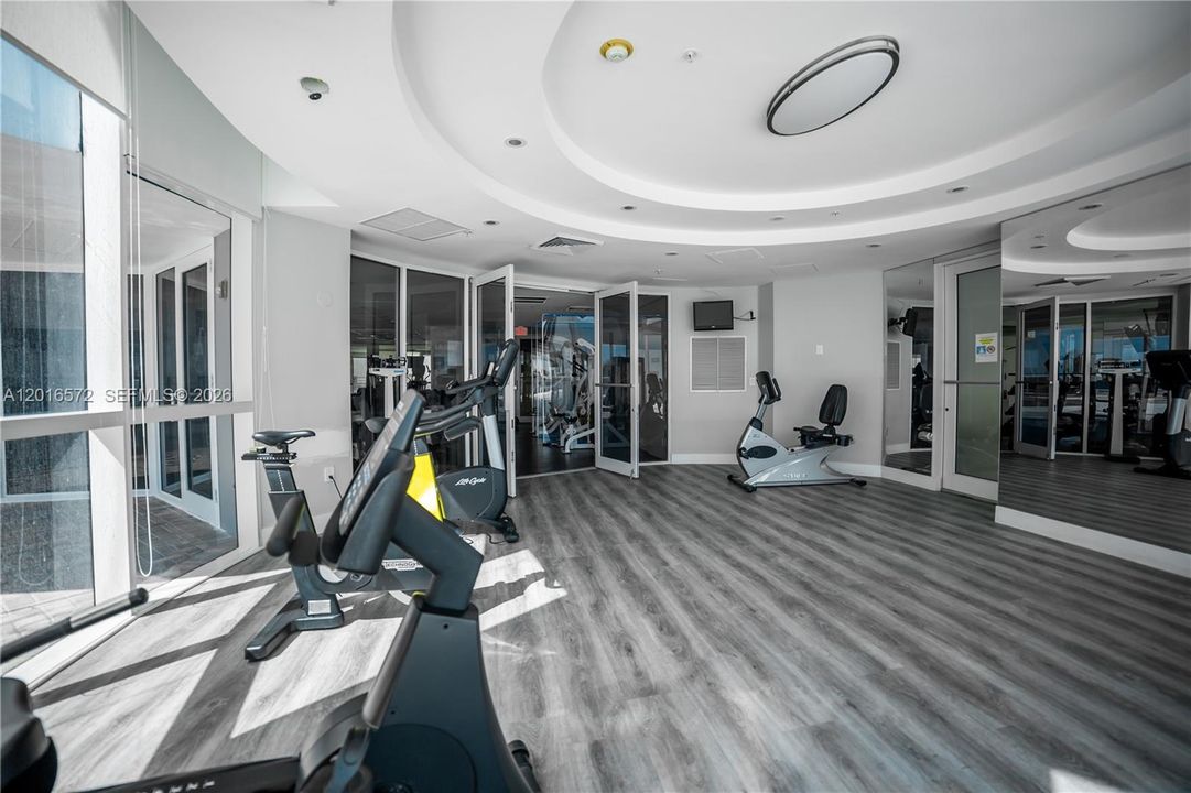 For Sale: $1,450,741 (2 beds, 2 baths, 1400 Square Feet)