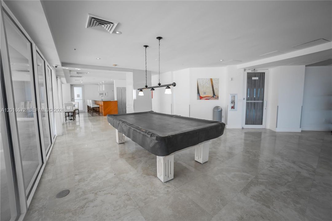 For Sale: $1,450,741 (2 beds, 2 baths, 1400 Square Feet)