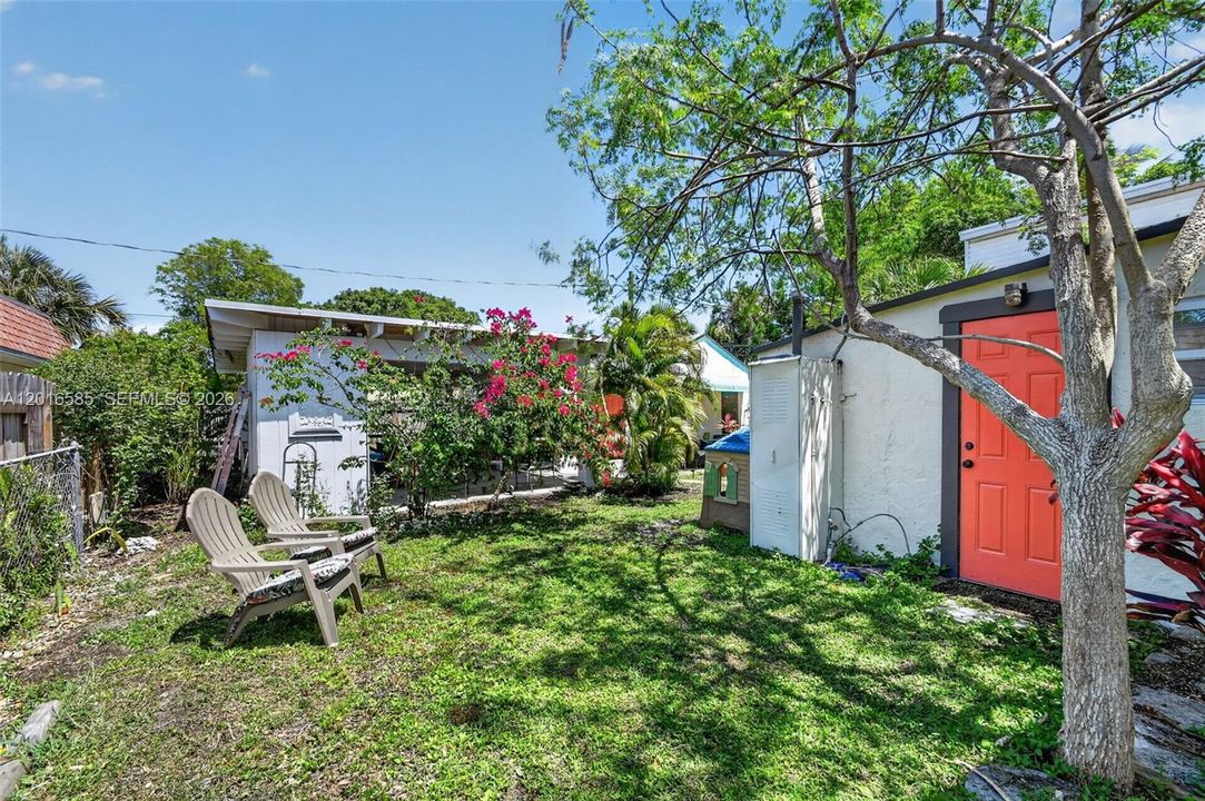 For Sale: $649,999 (4 beds, 3 baths, 1792 Square Feet)