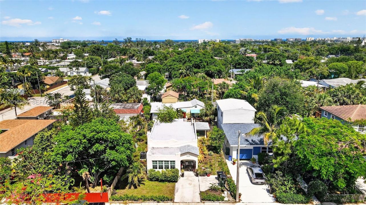 For Sale: $649,999 (4 beds, 3 baths, 1792 Square Feet)