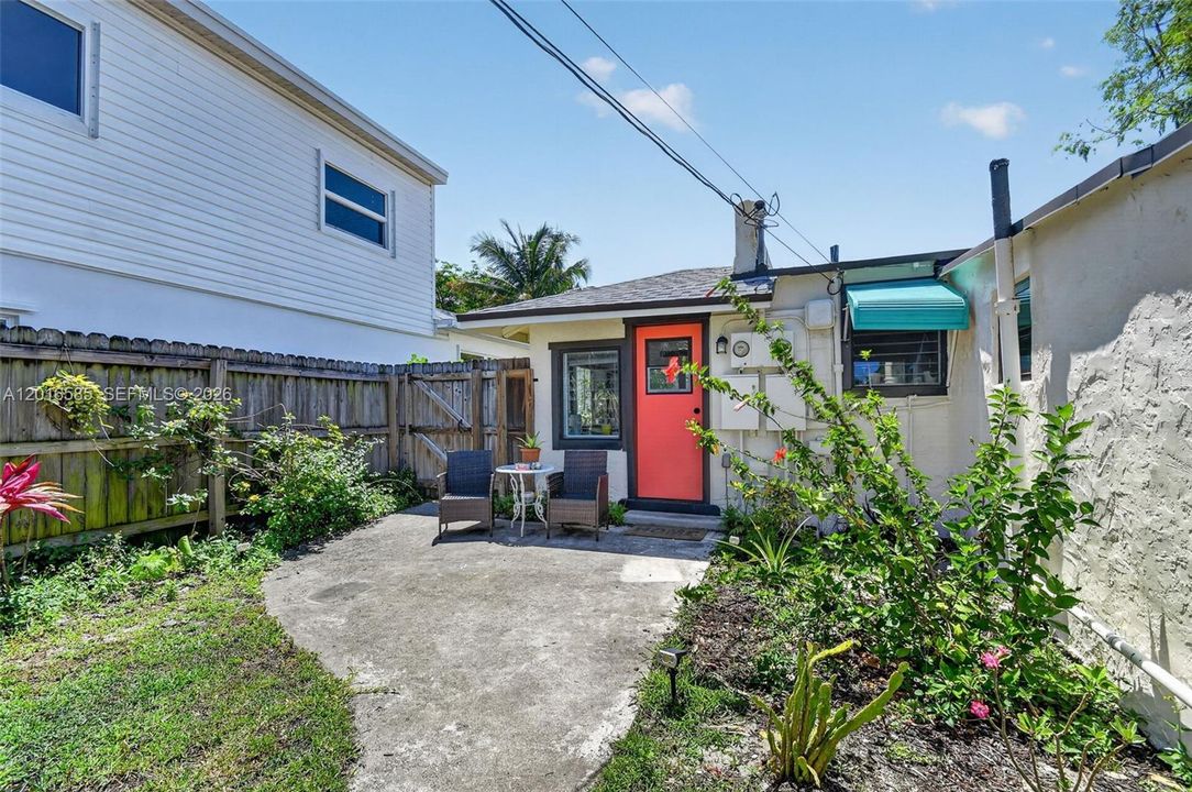 For Sale: $649,999 (4 beds, 3 baths, 1792 Square Feet)