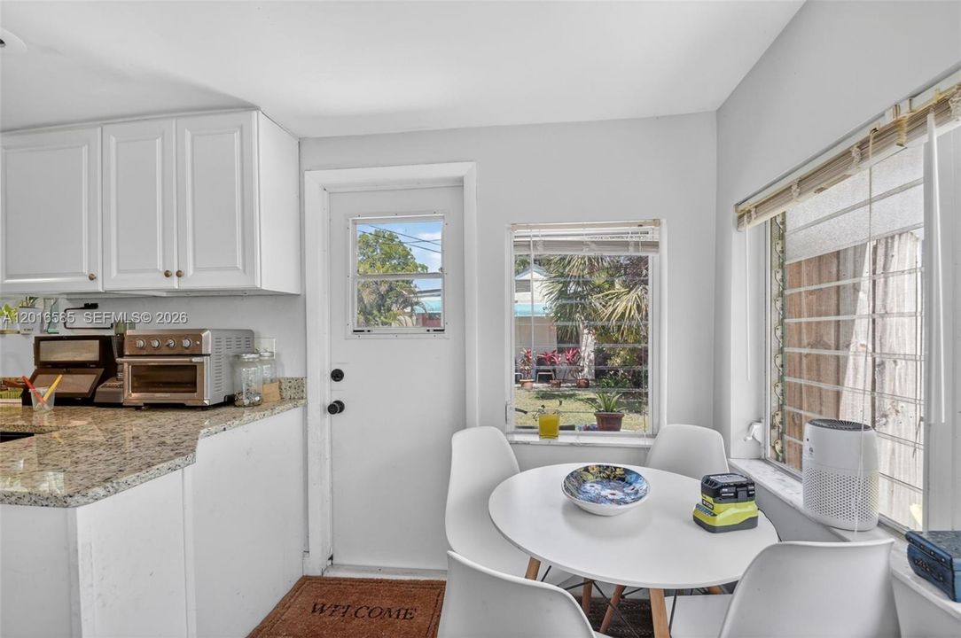 For Sale: $649,999 (4 beds, 3 baths, 1792 Square Feet)