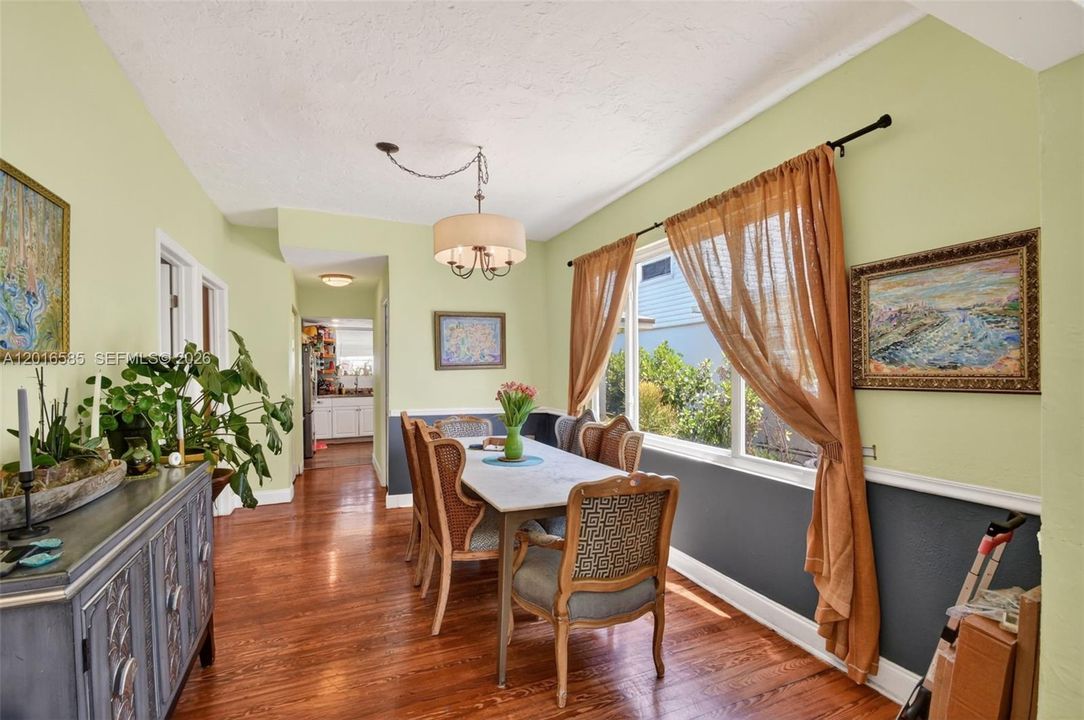 For Sale: $649,999 (4 beds, 3 baths, 1792 Square Feet)
