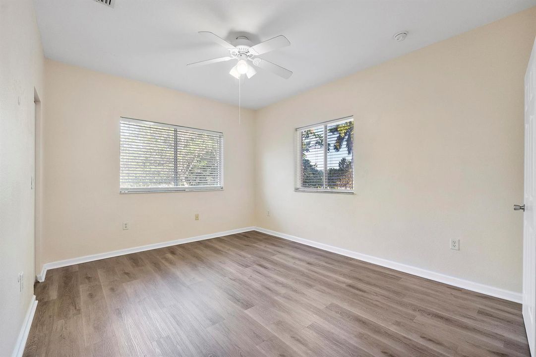 5910 Riverside Ave_034