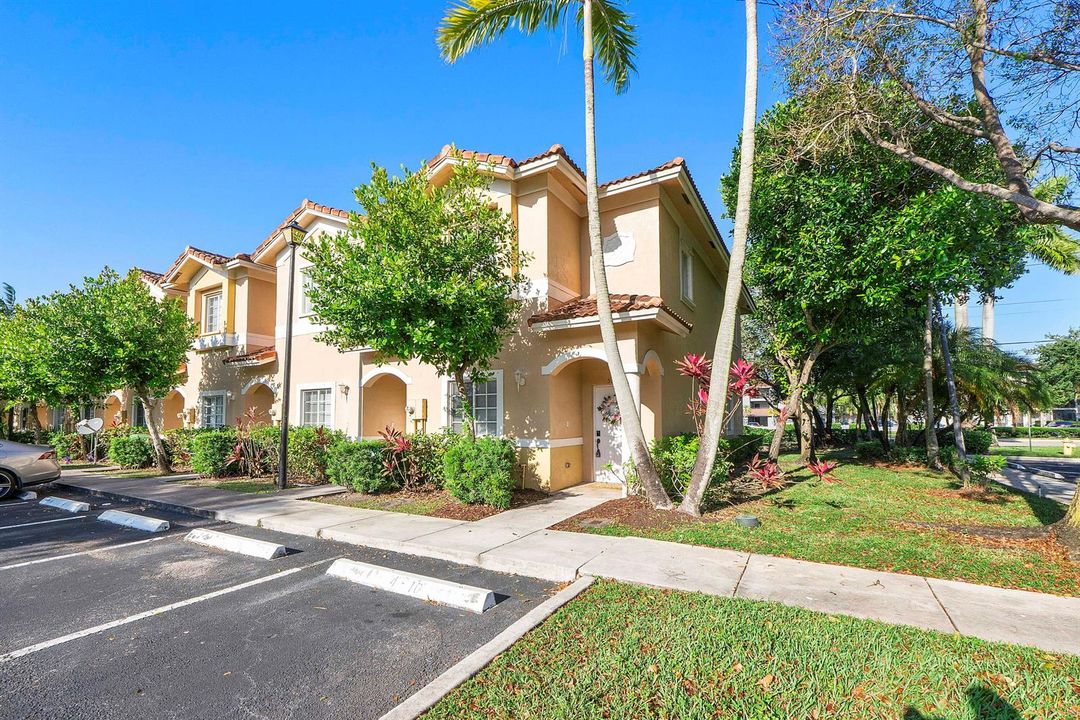 5910 Riverside Ave_047