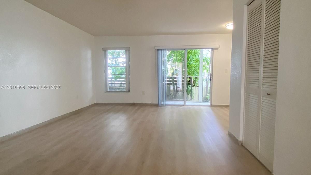 Activo con contrato: $2,690 (1 camas, 1 baños, 850 Pies cuadrados)