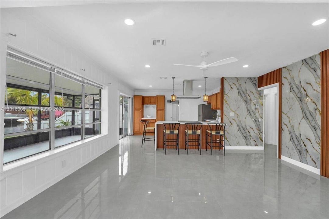 Activo con contrato: $640,000 (3 camas, 1 baños, 1088 Pies cuadrados)