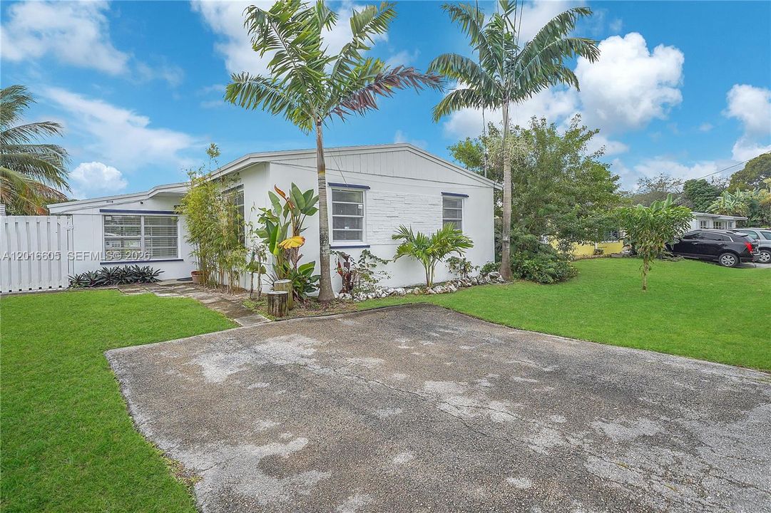 Activo con contrato: $640,000 (3 camas, 1 baños, 1088 Pies cuadrados)