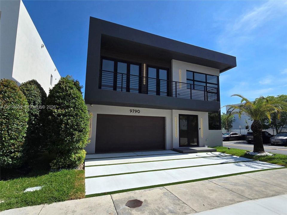 Недавно продано: $1,495,000 (5 спален, 4 ванн, 3292 Квадратных фут)