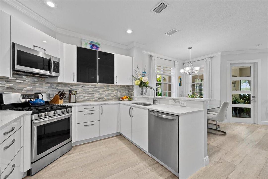 Open Modern Kitchen