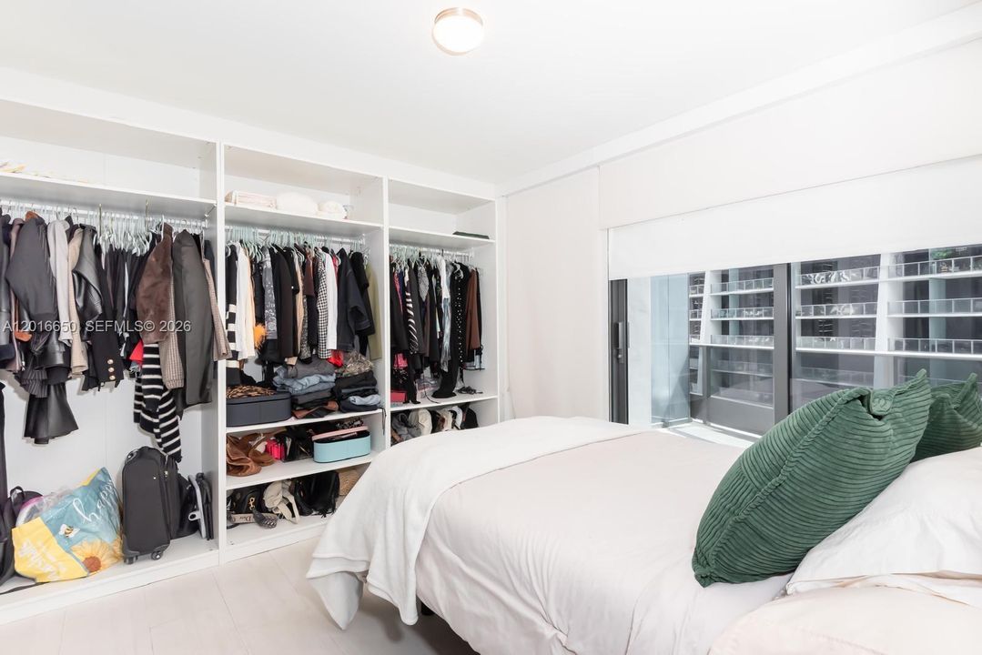 En Venta: $855,000 (1 camas, 1 baños, 829 Pies cuadrados)