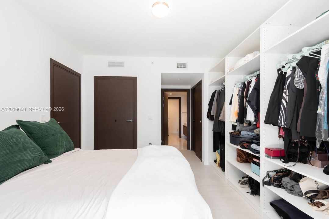 En Venta: $855,000 (1 camas, 1 baños, 829 Pies cuadrados)
