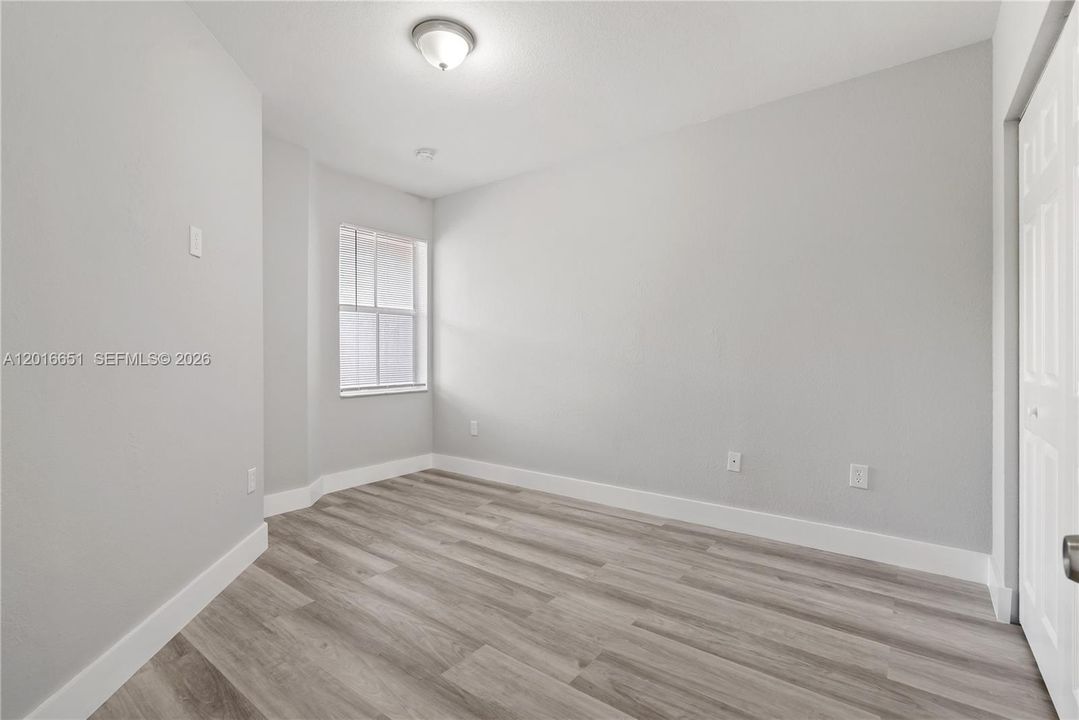 En Venta: $349,900 (3 camas, 2 baños, 1306 Pies cuadrados)