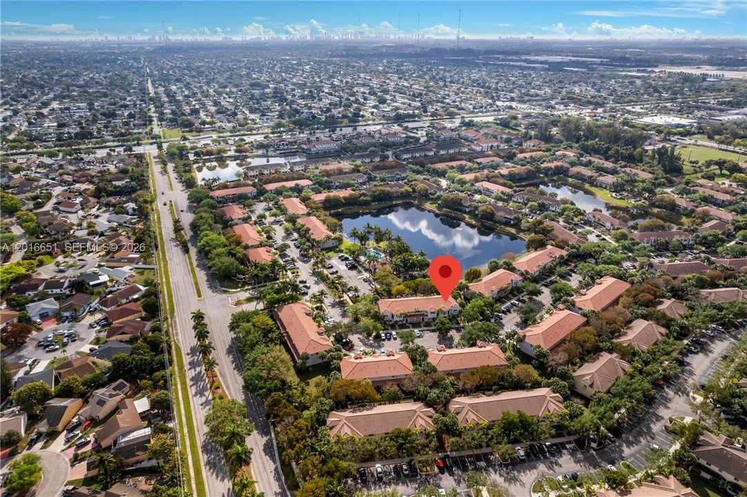 En Venta: $349,900 (3 camas, 2 baños, 1306 Pies cuadrados)