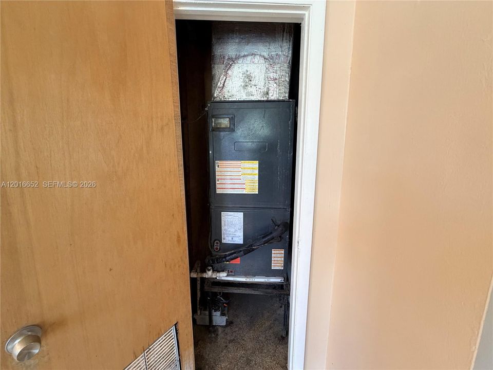 En Renta: $3,100 (5 camas, 2 baños, 1431 Pies cuadrados)