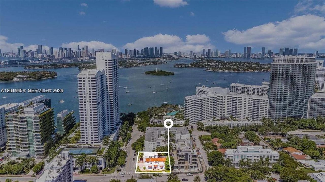 En Venta: $7,950,000 (10 camas, 9 baños, 2394 Pies cuadrados)