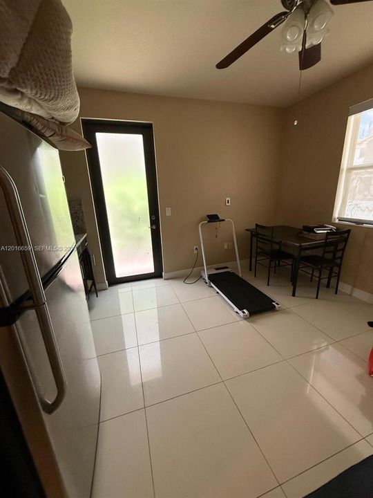 For Sale: $1,195,000 (5 beds, 4 baths, 3820 Square Feet)