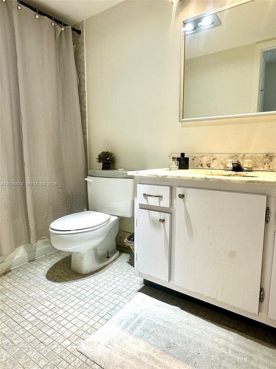 For Sale: $272,000 (2 beds, 2 baths, 1143 Square Feet)