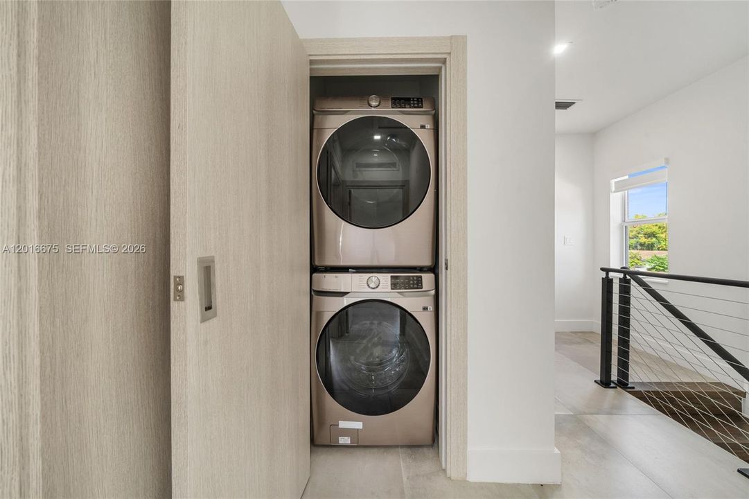 На продажу: $1,798,000 (0 спален, 0 ванн, 3704 Квадратных фут)