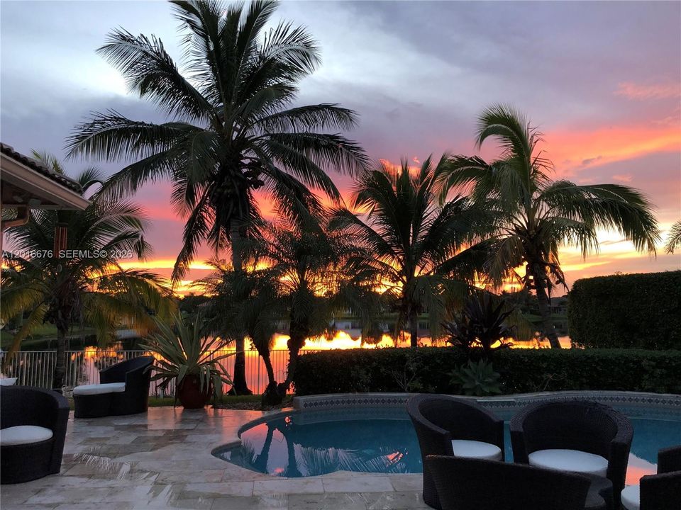 Active With Contract: $1,375,000 (5 beds, 3 baths, 3012 Square Feet)
