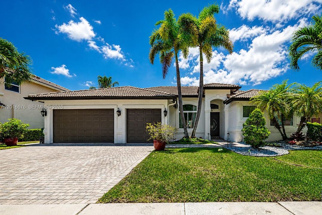 Active With Contract: $1,375,000 (5 beds, 3 baths, 3012 Square Feet)