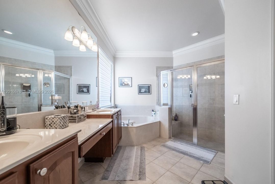 Active With Contract: $1,375,000 (5 beds, 3 baths, 3012 Square Feet)