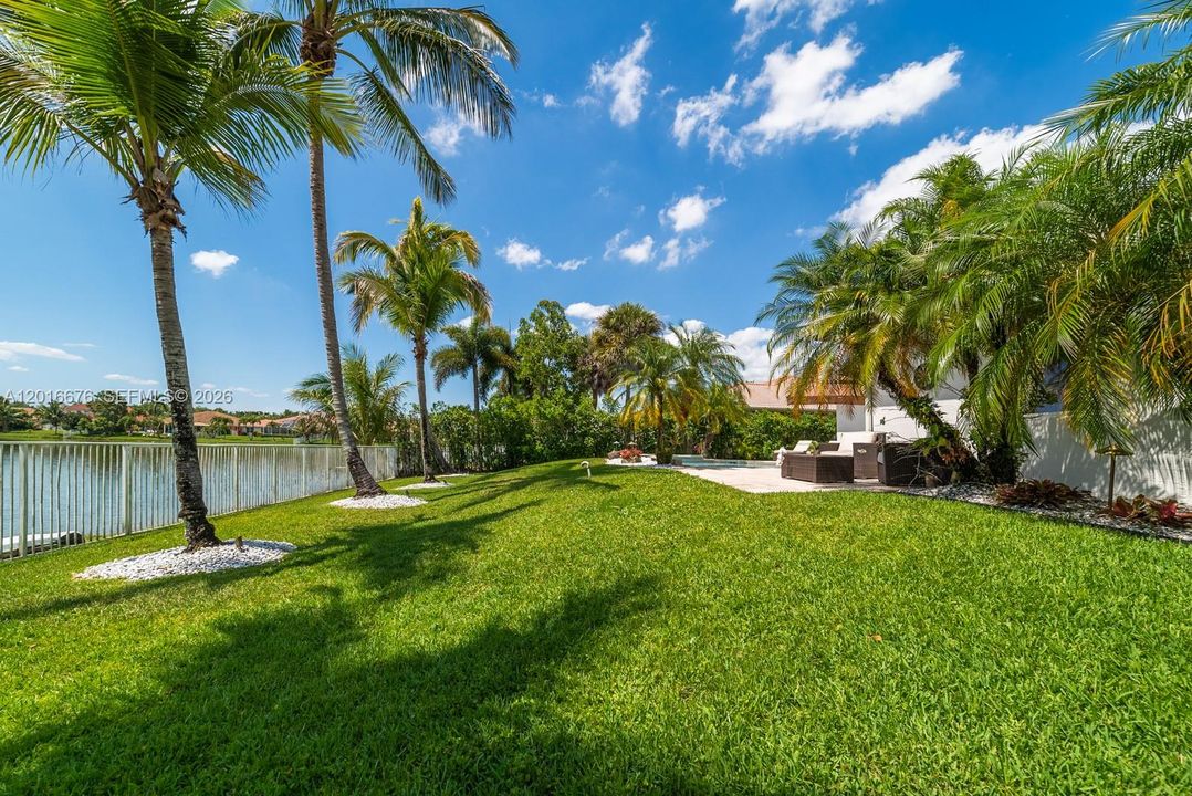 Active With Contract: $1,375,000 (5 beds, 3 baths, 3012 Square Feet)