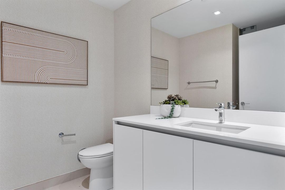 WIDE 25-1116 N Ocean Blvd #304_021